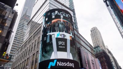 Investor FOMO, ETF ‘Feeding Frenzy’ Fuel SpaceX’s Skyrocketing Price