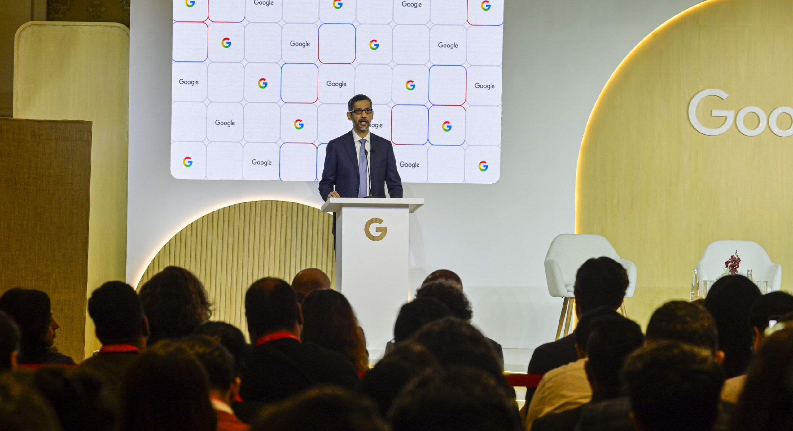 Google Touts Flashy Plan for Cheaper AI as Capital Spending Reaches $45 Billion