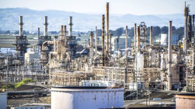 New US, Iran Strikes Highlight Shrinking US Oil Reserves