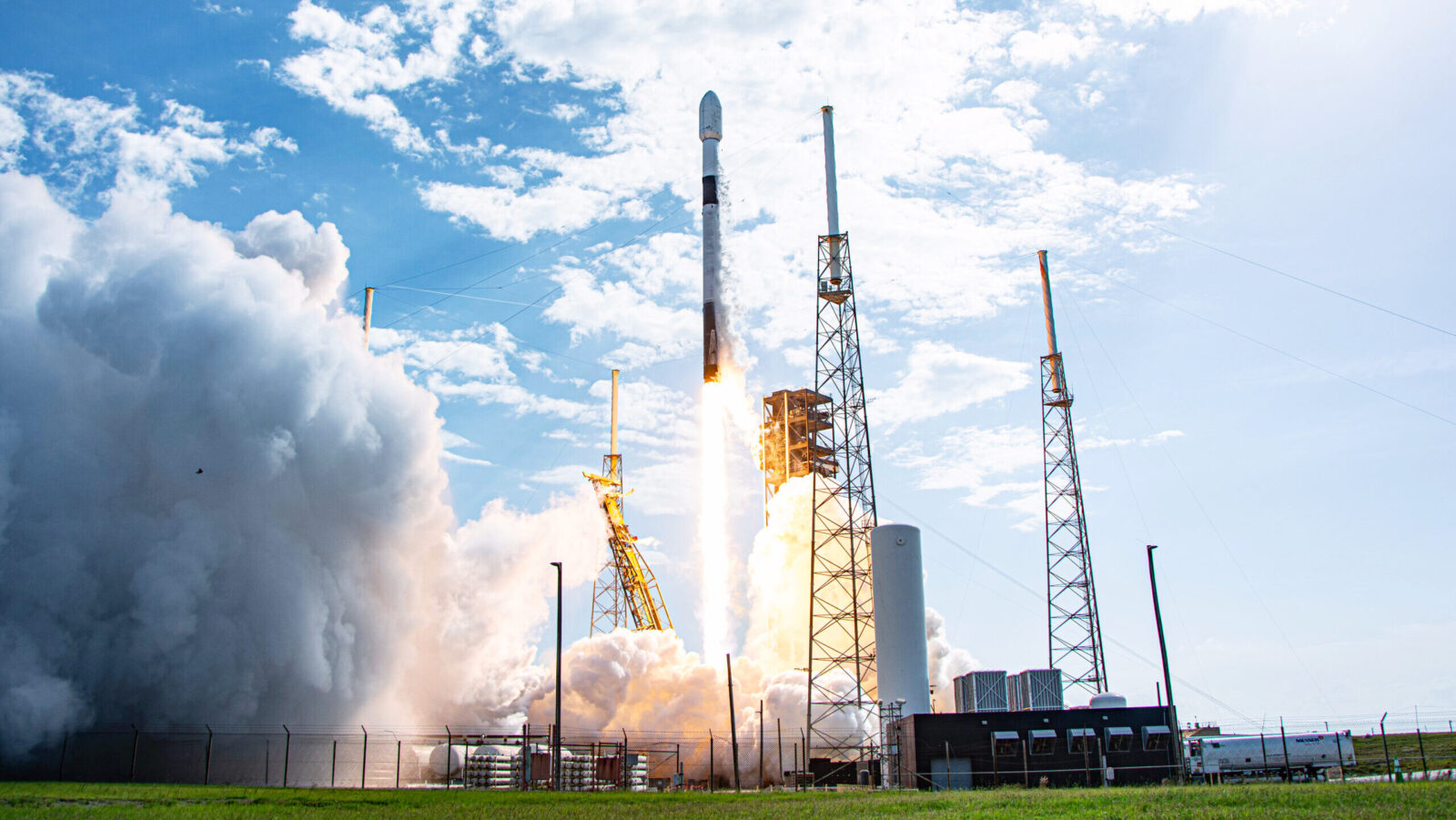 Can SpaceX’s First Earnings Call Ease Pressure from Looming Lockup Expirations?