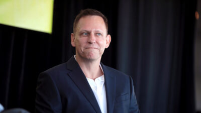 Peter Thiel Places Big Bets on Energy, Amazon in Revamped Portfolio