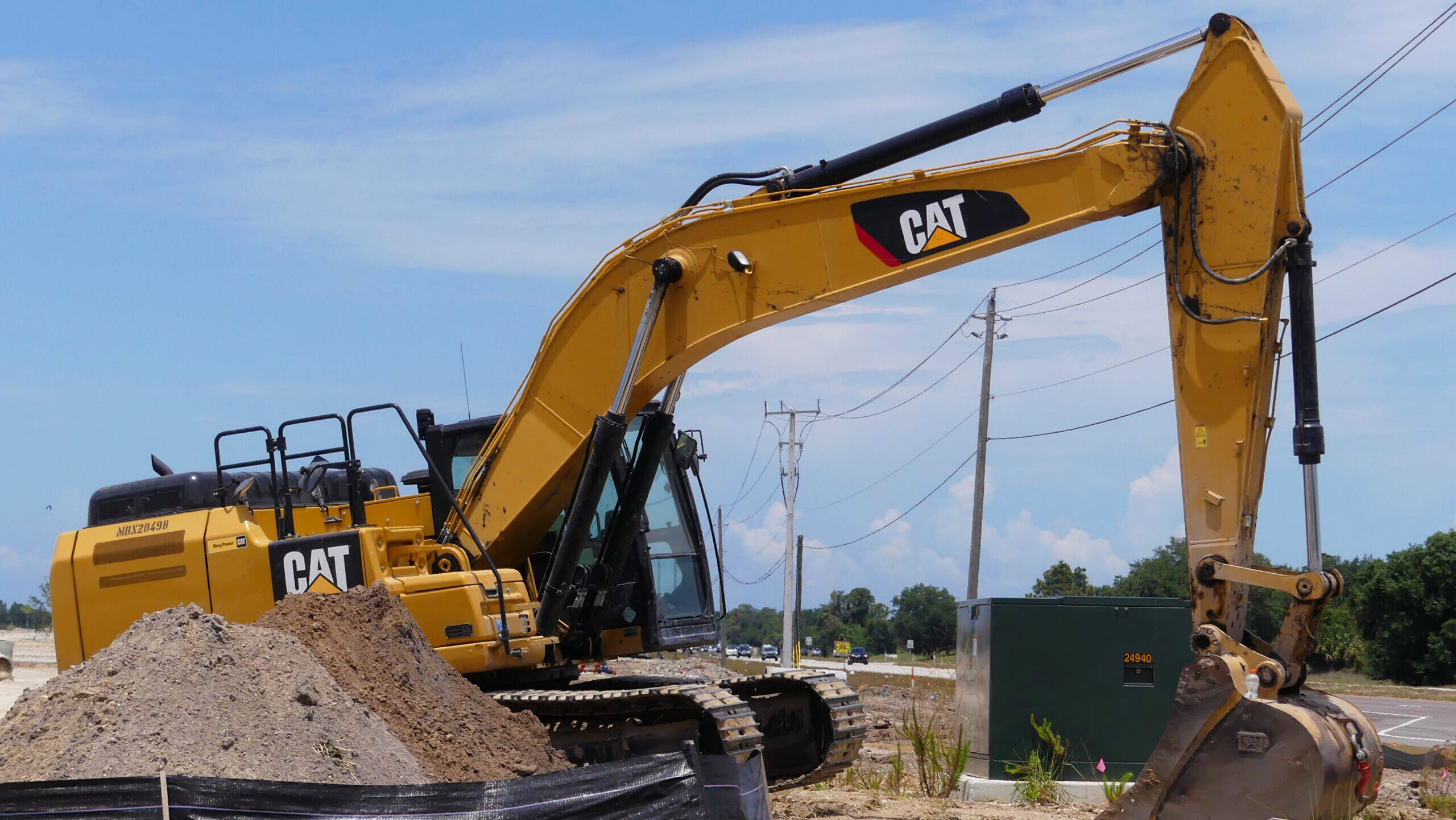Photo of a Caterpillar machine.