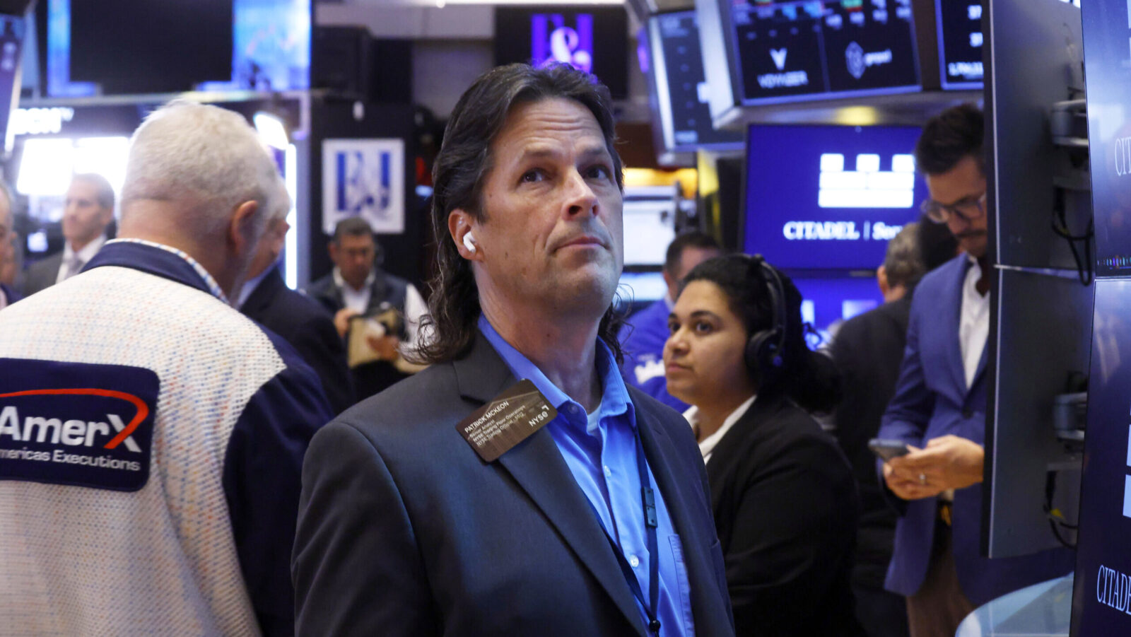 ‘Outlook Cloudy’: Fed Rate Hike Pits Bulls Against Bears Over Year-End Rally Odds