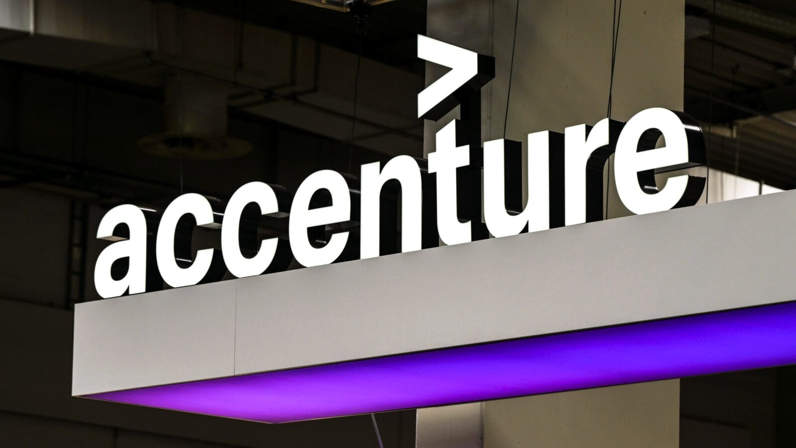 Accenture’s Strong Earnings Bring Welcome Good News for Software Stocks