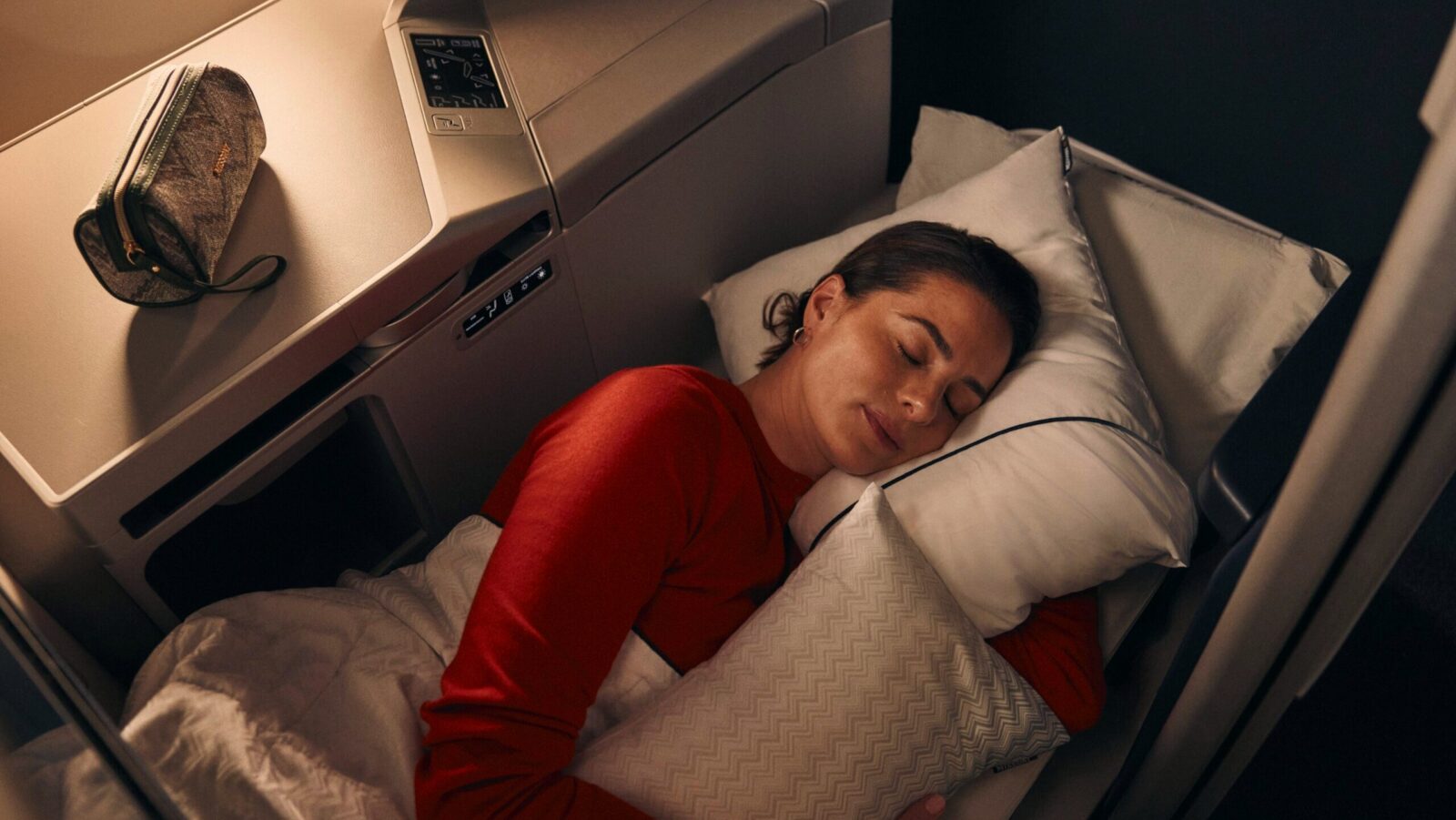 Delta’s Top Spenders Roll Up to the Plane in a Porsche